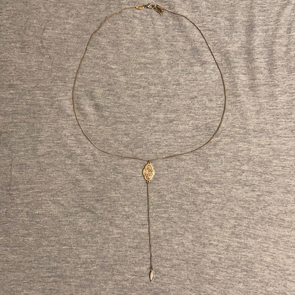 BEAUTIFUL PENDANT NECKLACE